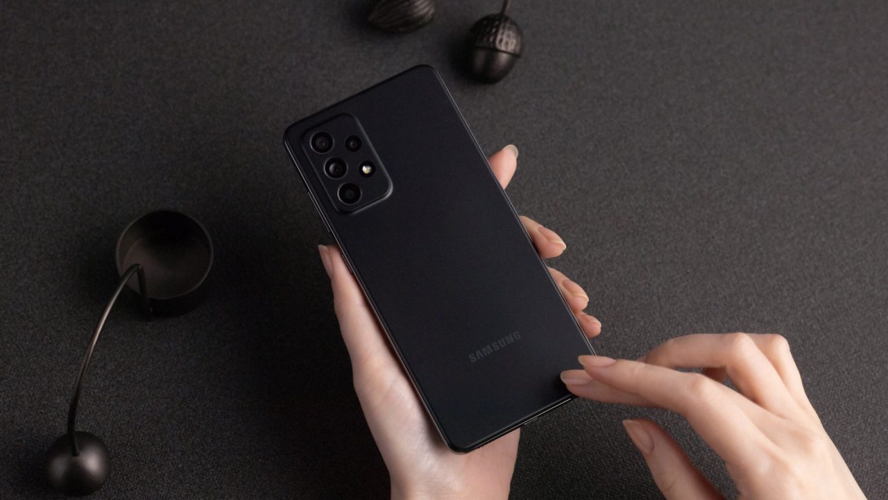 Samsung Galaxy A52 5G Review 11