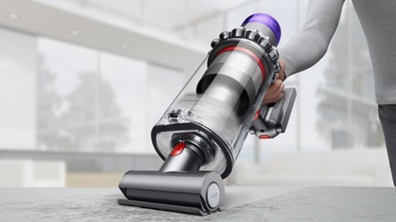 Dyson V11 Outsize Review 2