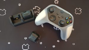 New Otterbox Power Swap Controller Batteries Review 5