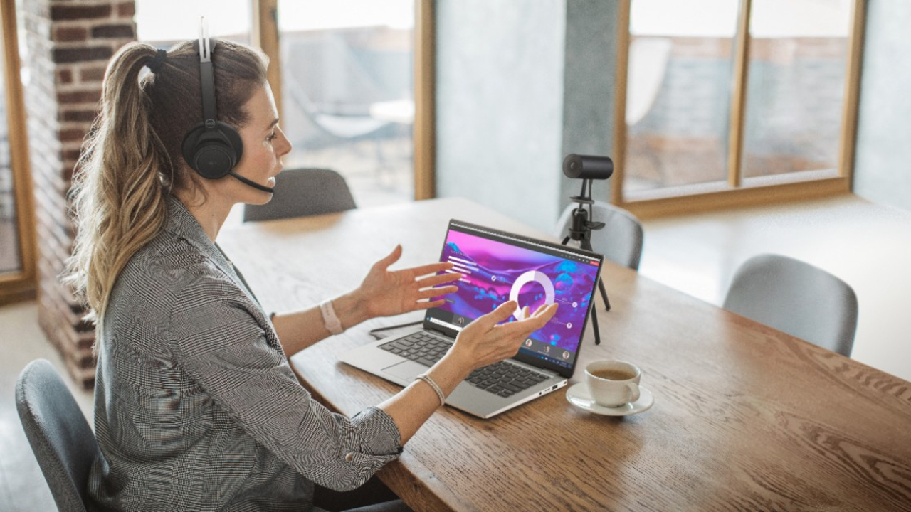 Dell Aims to Redefine Video Conferencing With UltraSharp Webcam