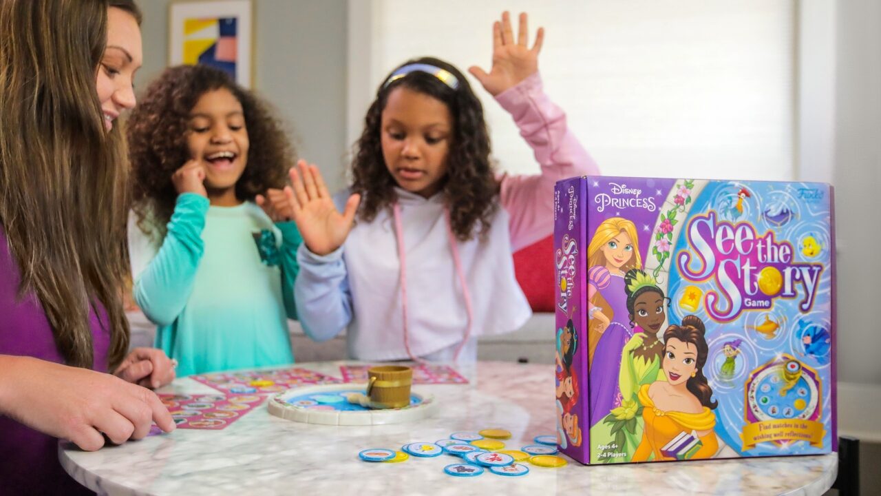 Disney Princess See the Story Game (Board Game) Review 3