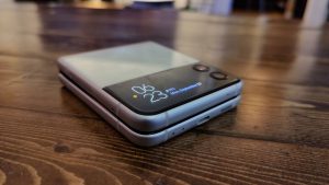Samsung Galaxy Z Flip 3 Review