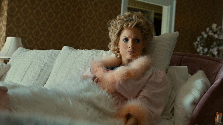The Eyes of Tammy Faye Review – TIFF 2021