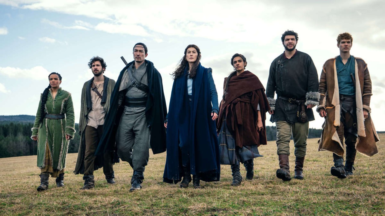 Amazon's Wheel of Time Series Gets Dramatic First Trailer