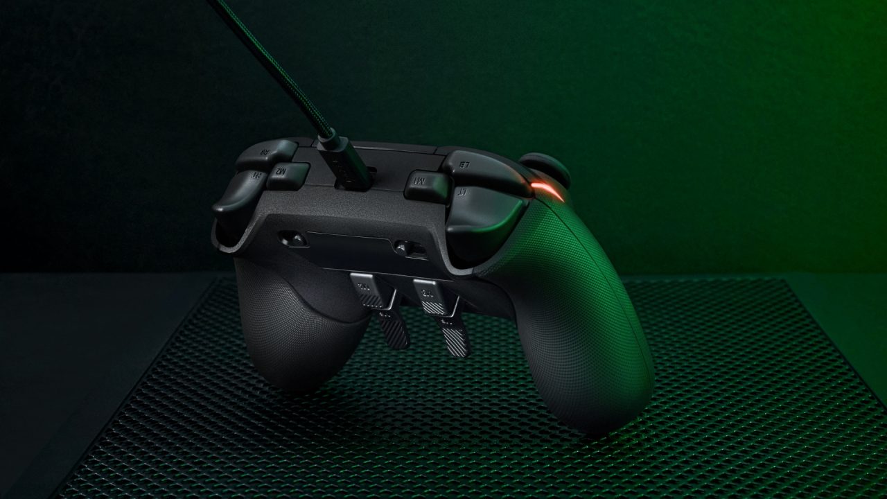 Razer Wolverine V2 Chroma Review | CGMagazine