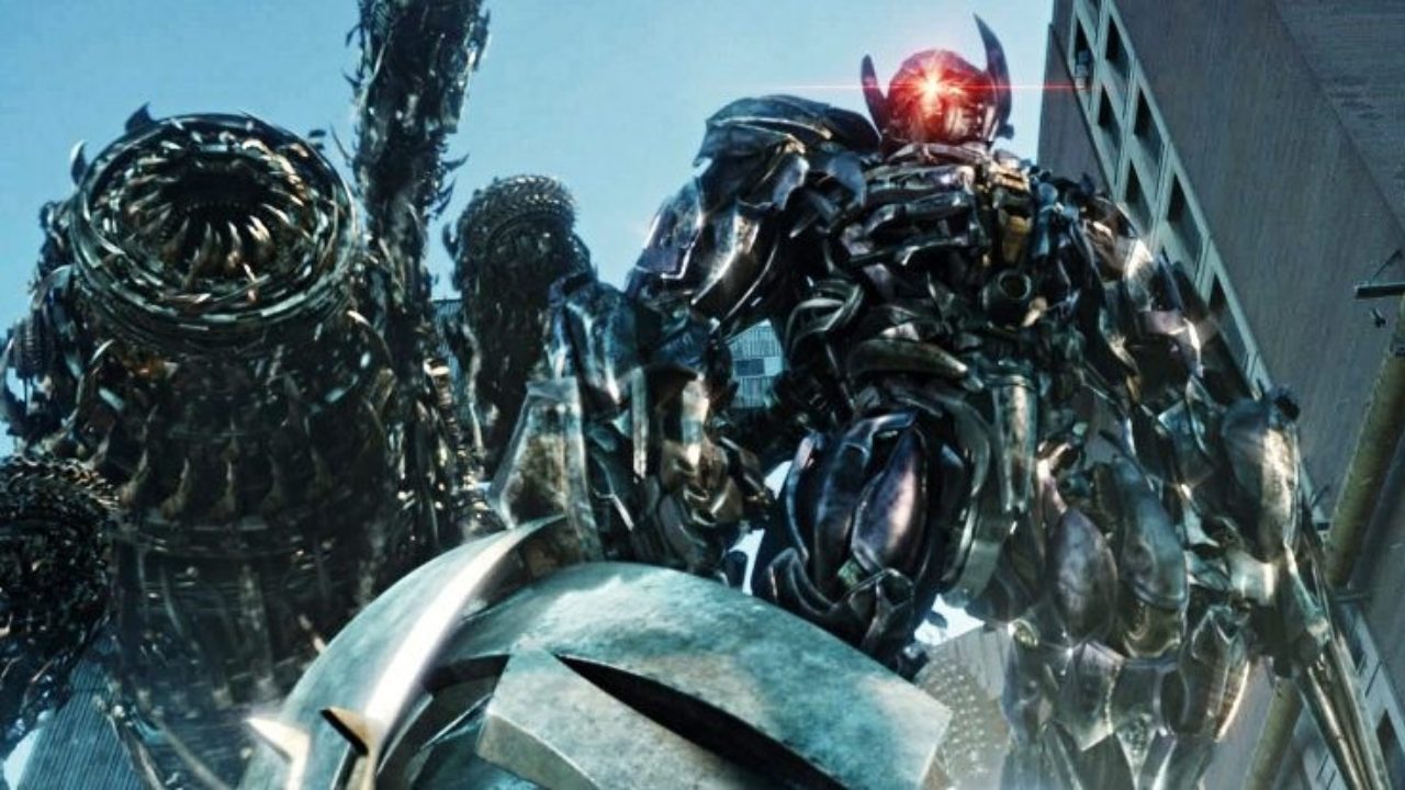 Transformers: Dark Of The Moon (2011) Review Transformers: Dark Of The Moon (2011) Review
