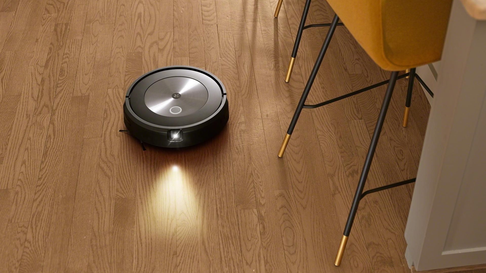 iRobot Roomba j7+ Review