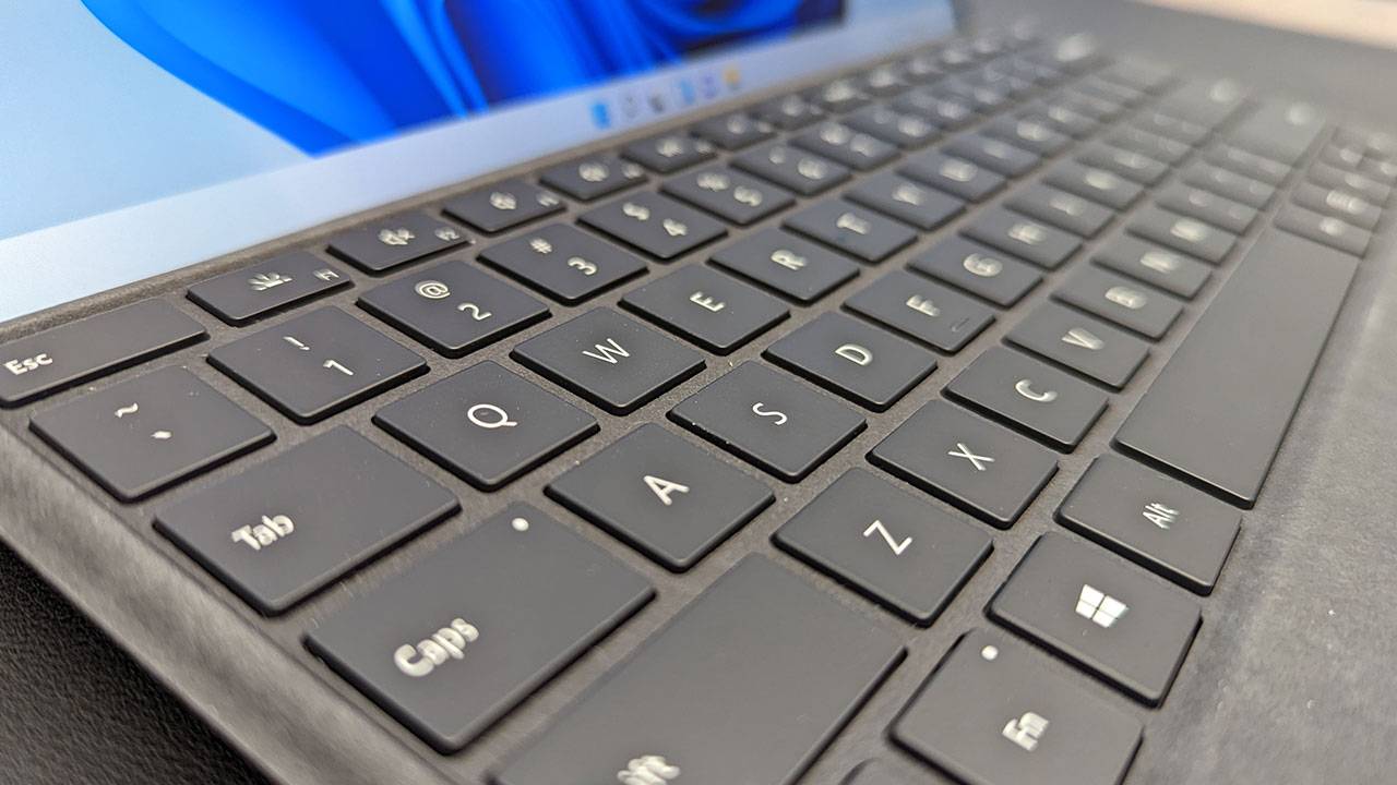 Windows Surface Pro 8 Review 9