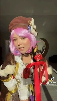 Bella Poarch Ragnarok Cosplay On Tiktok Bella Poarch Ragnarok Cosplay On Tiktok