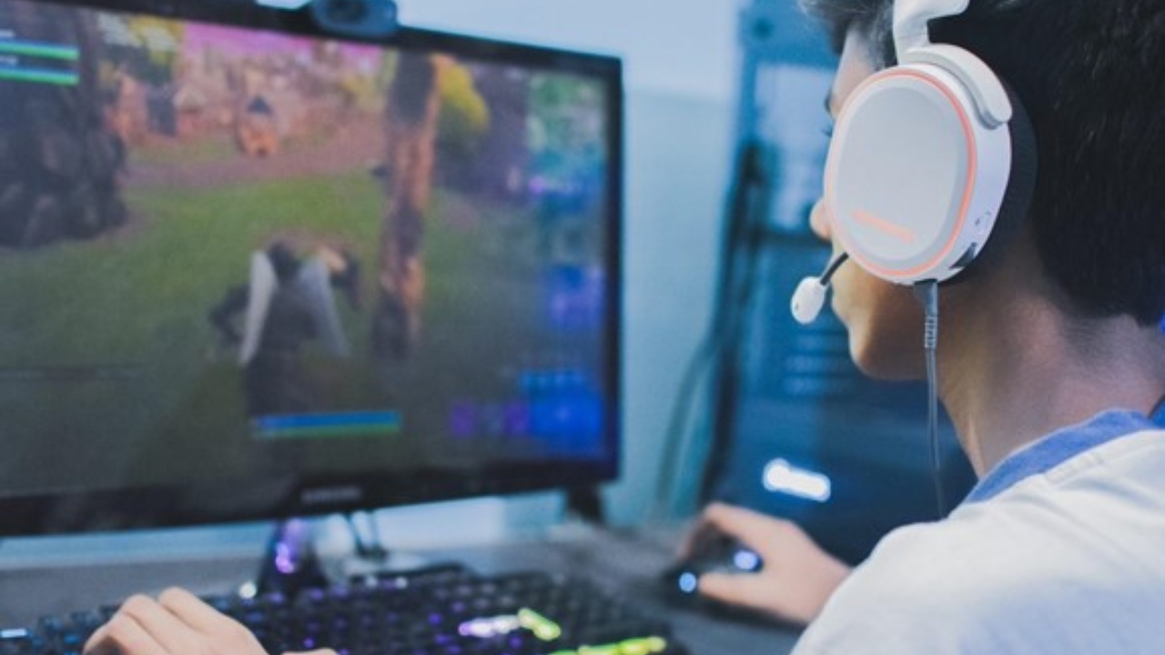 How To Ensure a Safe Online Gaming Experience