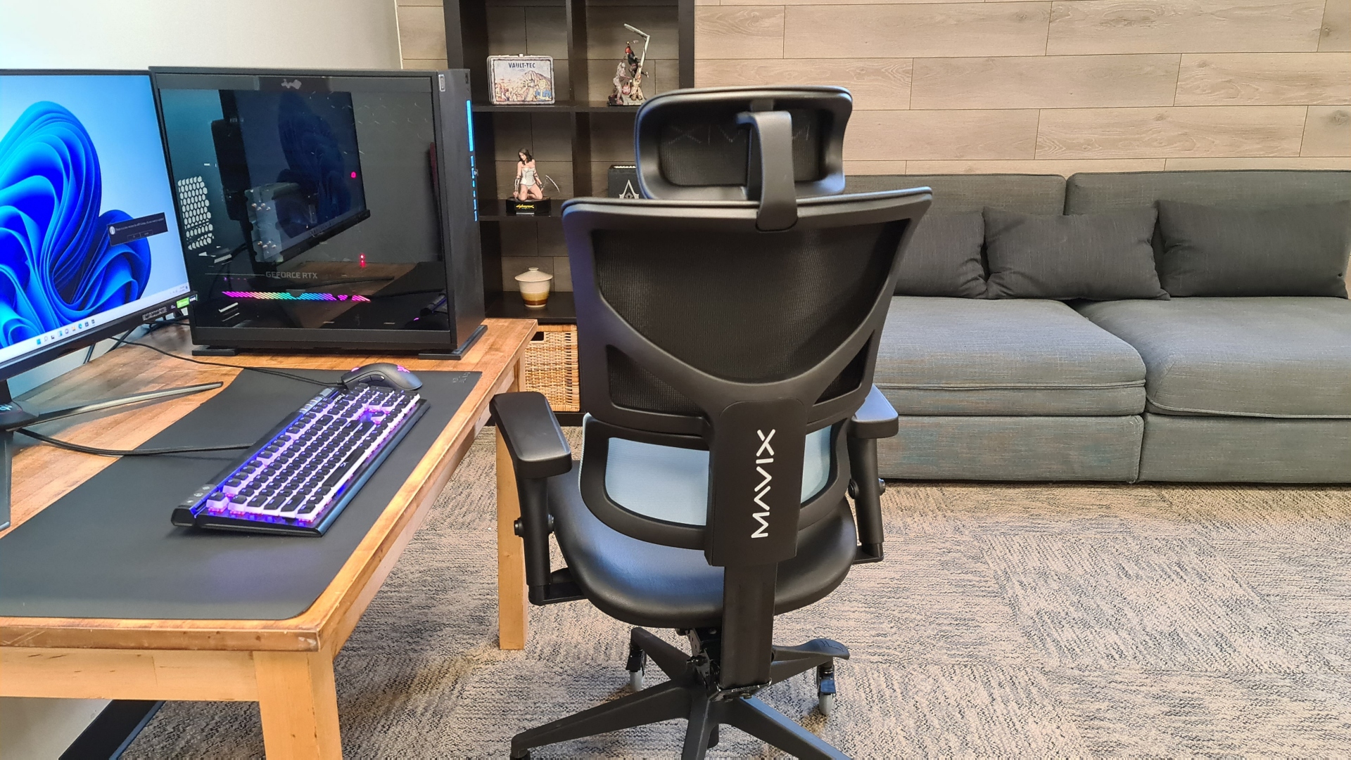 MAVIX M9 Gaming Chair Review CGMagazine