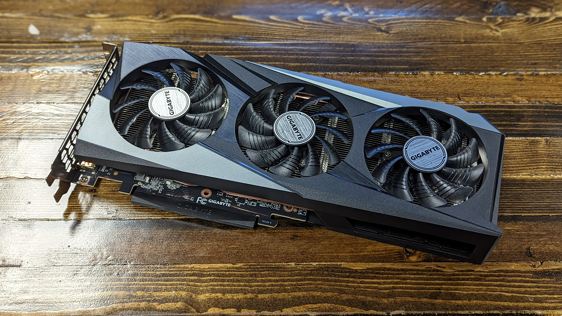 Gigabyte AMD Radeon RX 6500 XT Review - CGMagazine