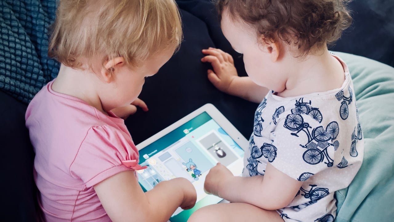 When to Give Your Child a Tablet￼