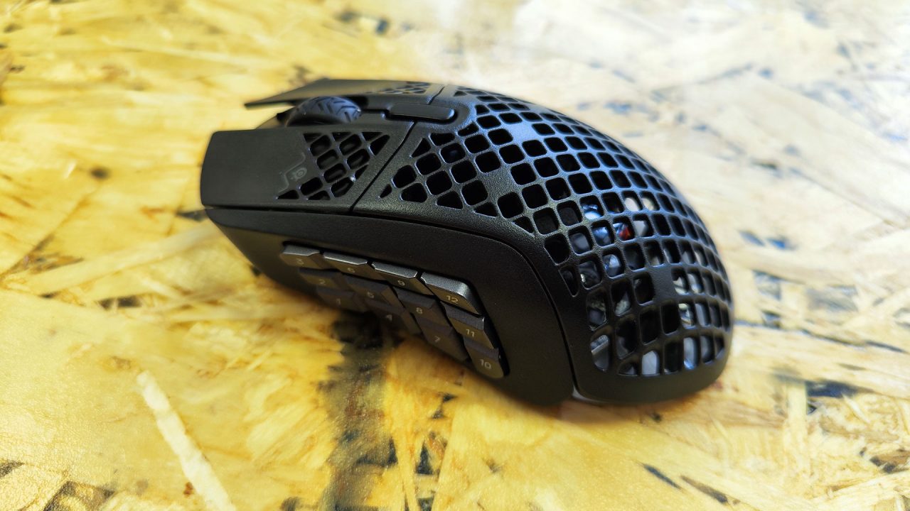 Steelseries Aerox 9 Wireless Gaming Mouse Review 1