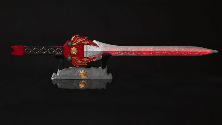 Hasbro Reveals All-New Power Rangers Lightning Collection Items