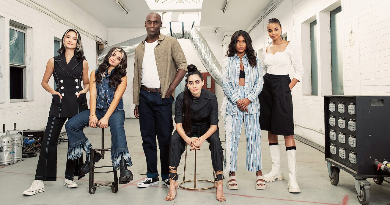 Netflix'S Live-Action Resident Evil Series Gets First Trailer Netflix'S Resident Evil Series Stars Adeline Rudolph, Siena Agudong, Lance Reddick, Paola Nuñez, Tamara Smart, And Ella Balinski.