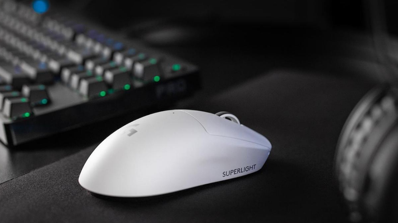Logitech G Pro X Superlight Wireless Gaming Mouse Review Logitech G Pro X Superlight Wireless Gaming Mouse Review 1