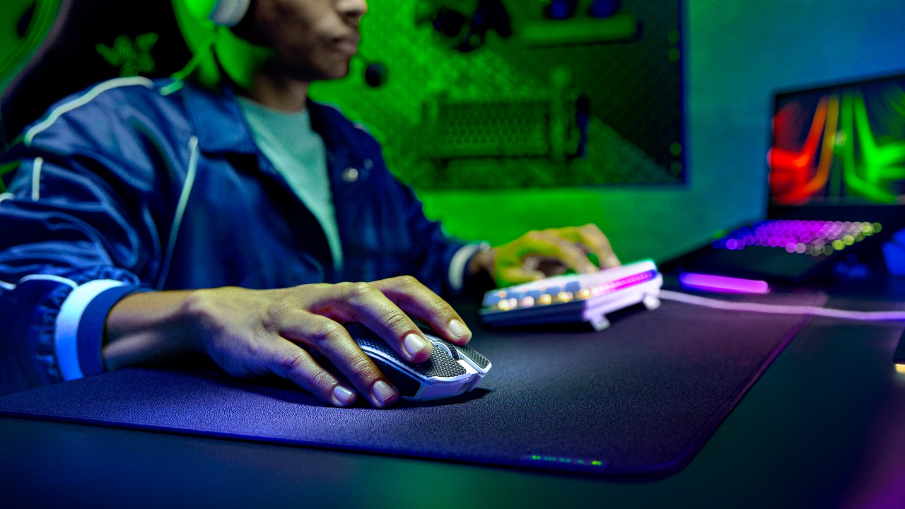 Razer Viper V2 Pro Review 2