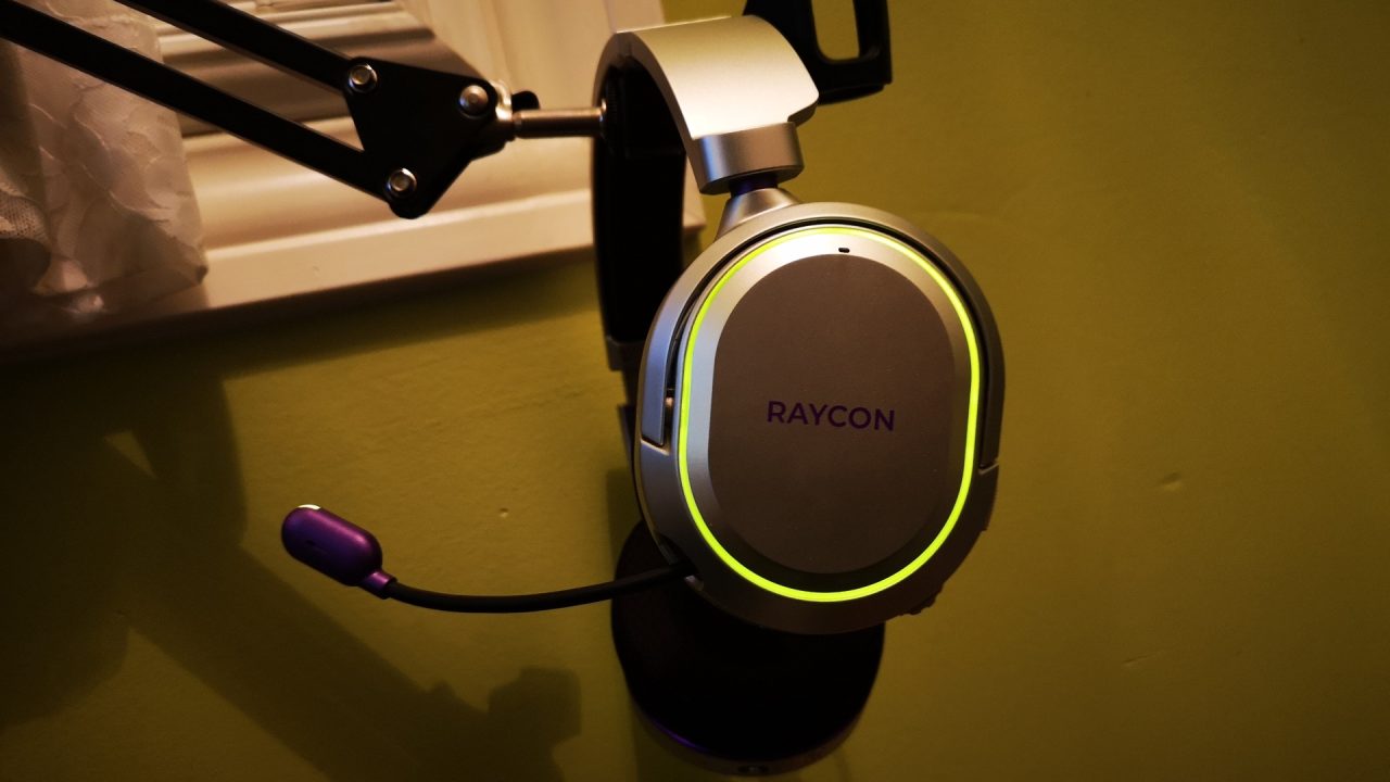 Raycon Gaming Headphones Review 6