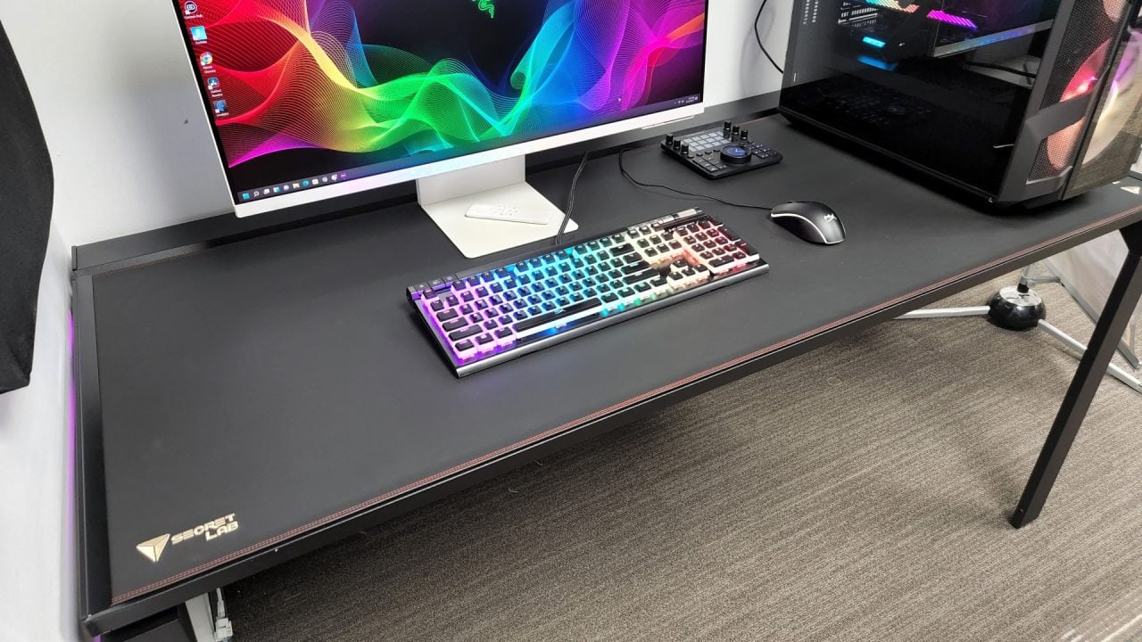 Secretlab MAGNUS Metal Desk Review