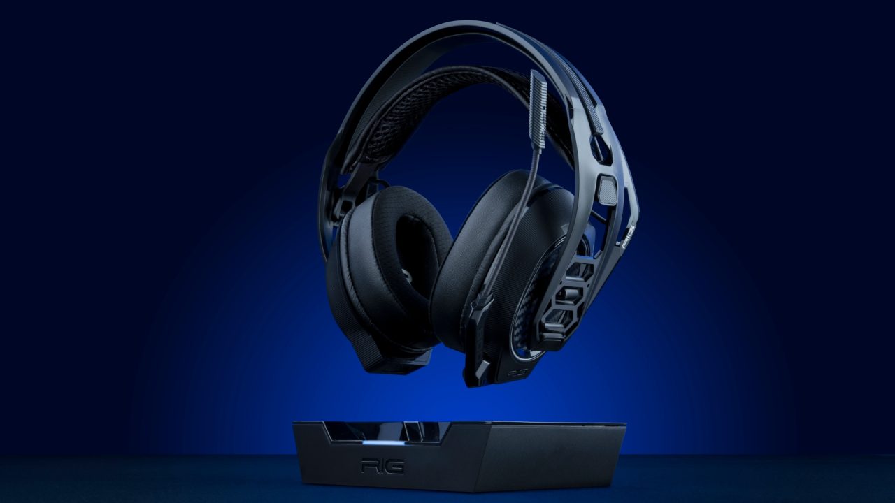 Nacon RIG 800 Pro HX 3D Audio Wireless Headset Review 1