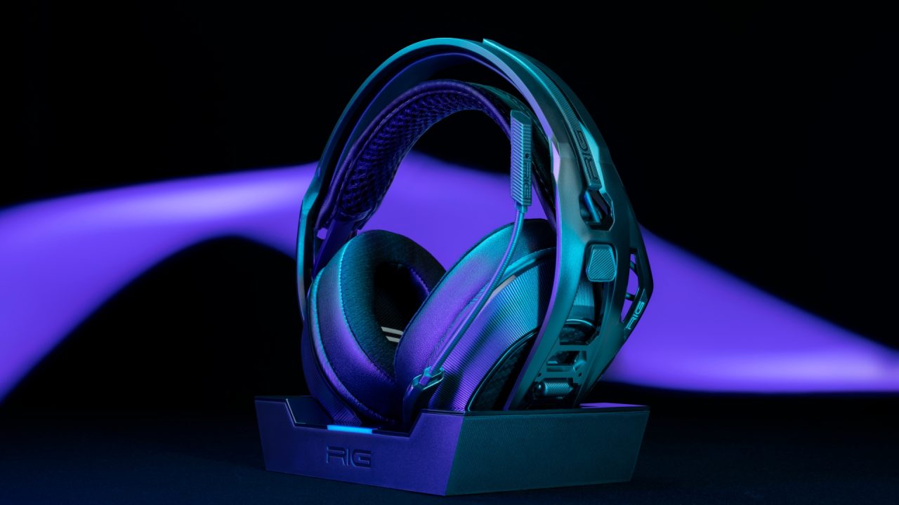Nacon RIG 800 Pro HX 3D Audio Wireless Headset Review 3