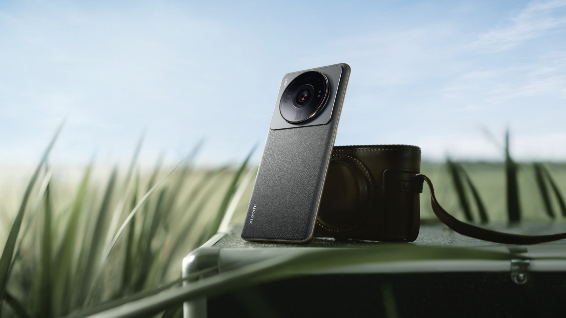 Xiaomi and Leica team up for 12S series.