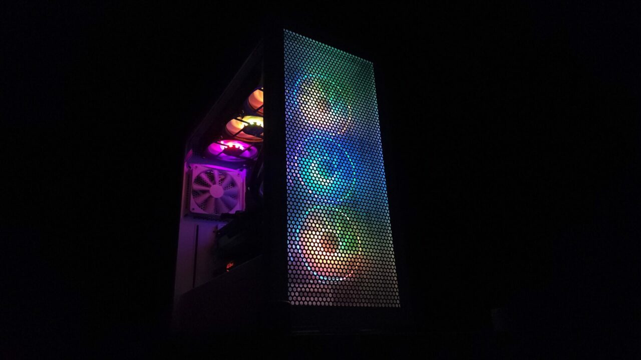 NZXT H7 Flow (White) Review