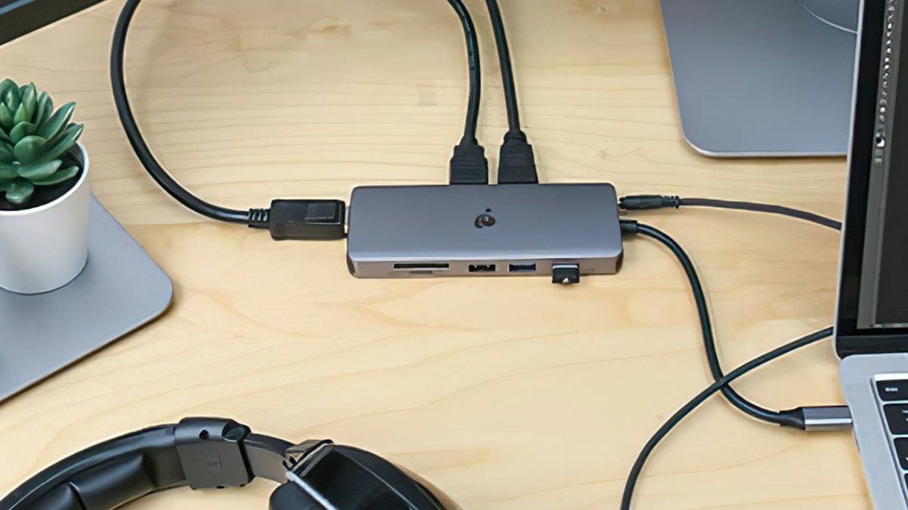 CGM Recommends: Best Back-To-School Docks & Splitters 2022 16