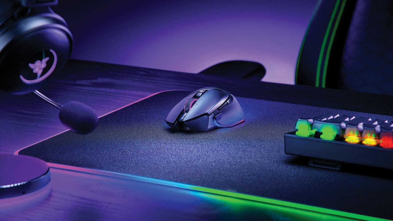 Razer Basilisk V3 Pro Mouse Review 4