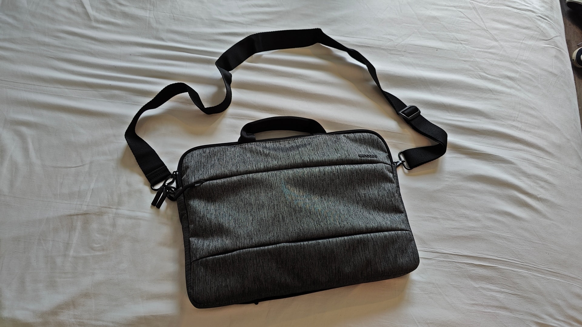 The Best Laptop Bags For Travel 7