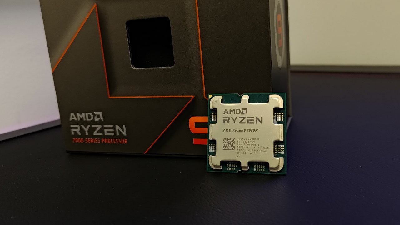 AMD Ryzen 7 7700X CPU Review 2