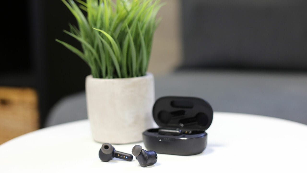 JBL Quantum TWS Earbuds Review 8