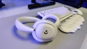 Logitech G735 Wireless Gaming Headset Review
