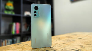 Xiaomi 12 Lite Smartphone Review