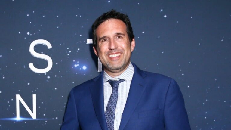 Zach Estrin, Writer-Producer of Prison Break and Lost In Space, Dies at 51