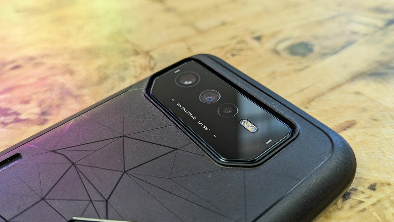 Asus-Rog-Phone-6-Batman-Edition-Review 913634