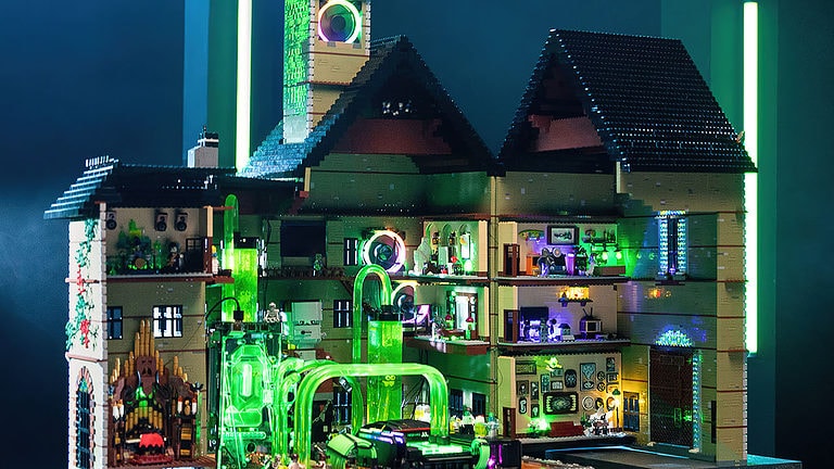 Check Out This Unique LEGO Haunted House Gaming PC