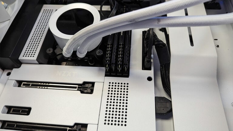 NZXT N7 Z690 Motherboard Review 