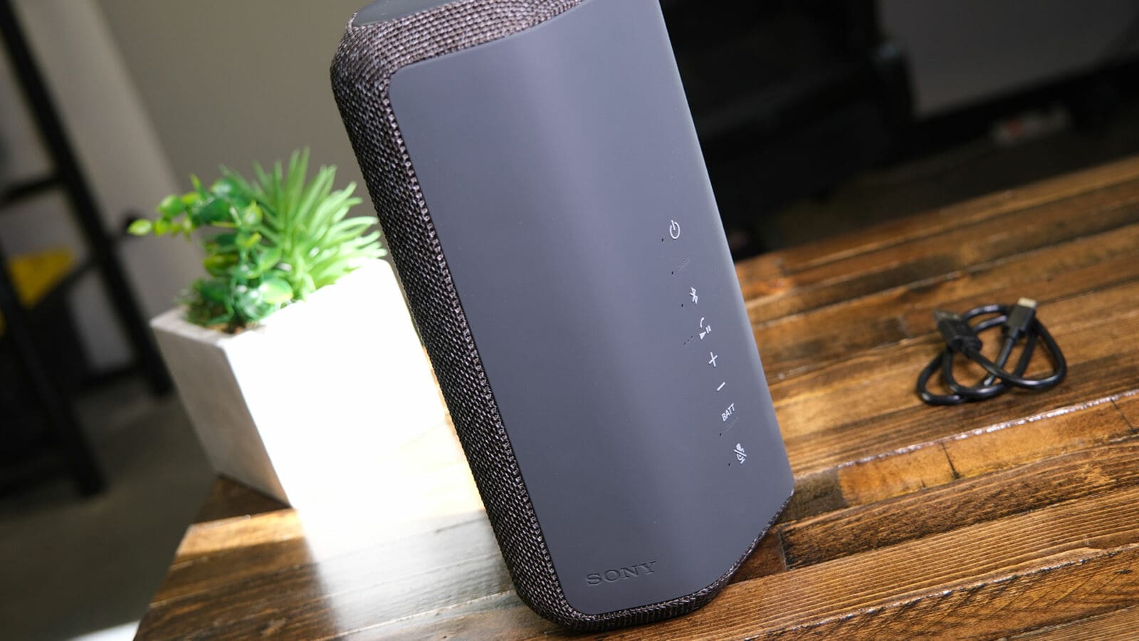 Sony SRS XE300 Wireless Speaker Review CGMagazine sony-srs-xe300-wireless-speaker-review-cgmagazine
