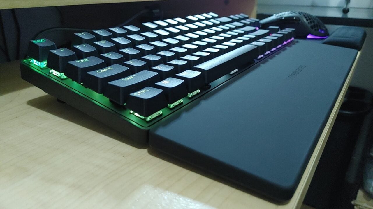 Steelseries Apex Pro Tkl Wireless Gaming Keyboard Review 371380