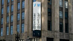 twitter hangs in limbo after elon musk demands high intensity 301037