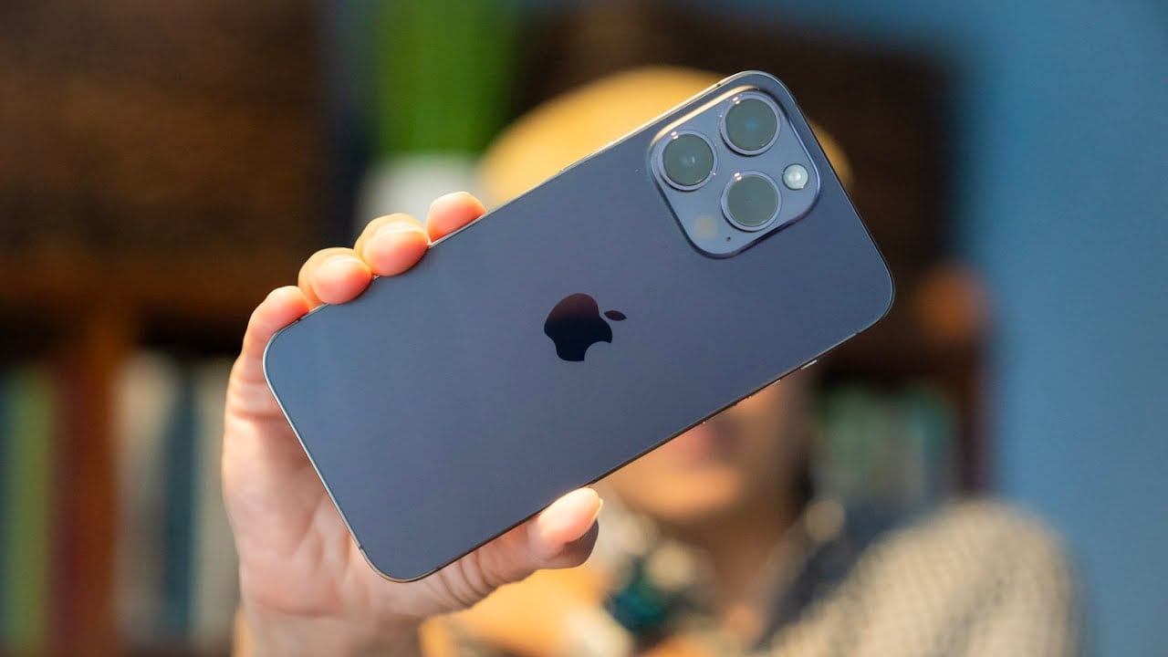 new iphone ui trick lets users implement font changes with a caveat 868663