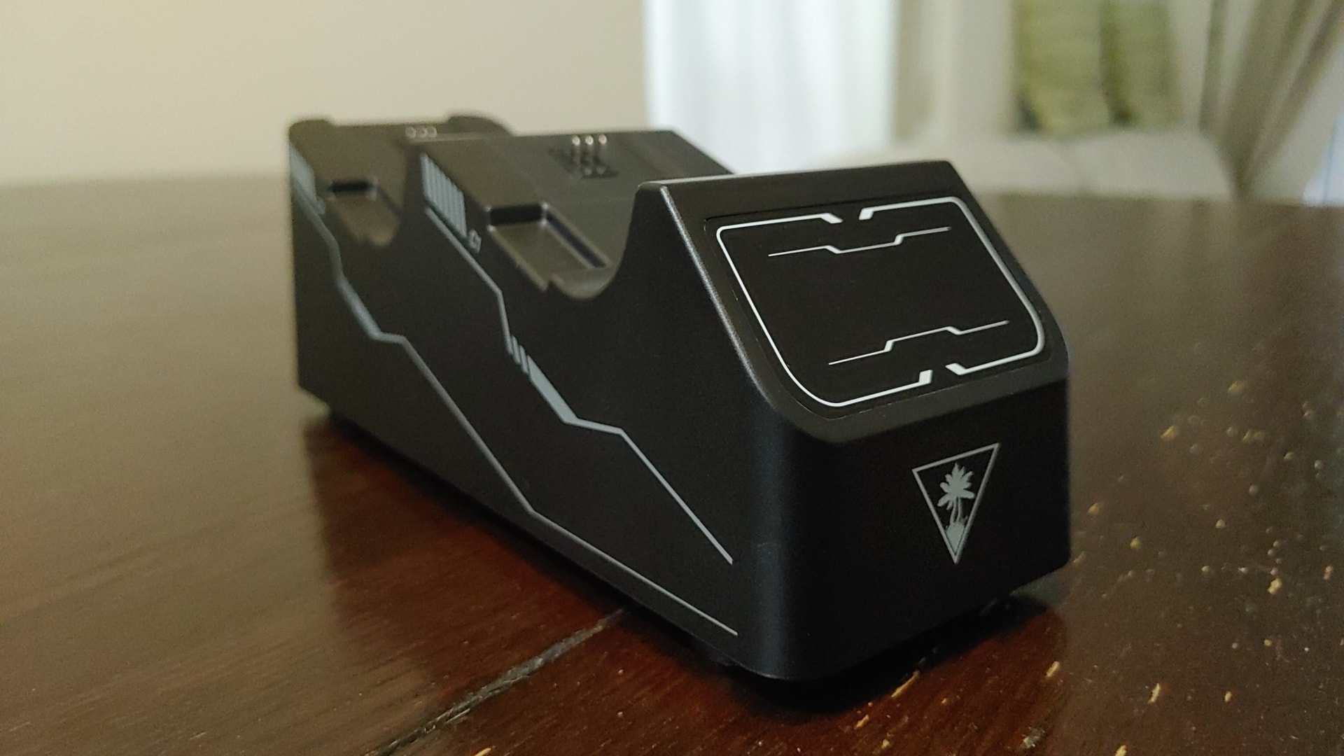 Turtle Beach Fuel Dual Controller Charging Station & Headset Stand for Xbox Review turtle beach fuel dual controller charging station headset stand for xbox review 960881