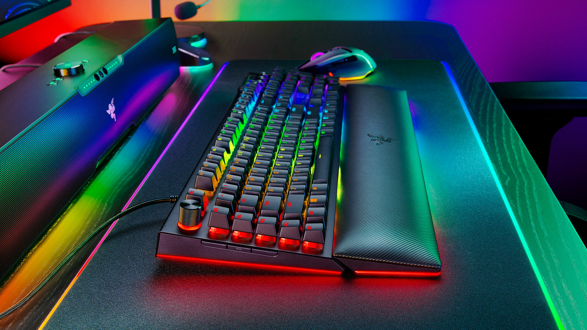 Razer Blackwidow V4 Pro Keyboard Review Razer Blackwidow V4 Pro Keyboard Review 23021502 2