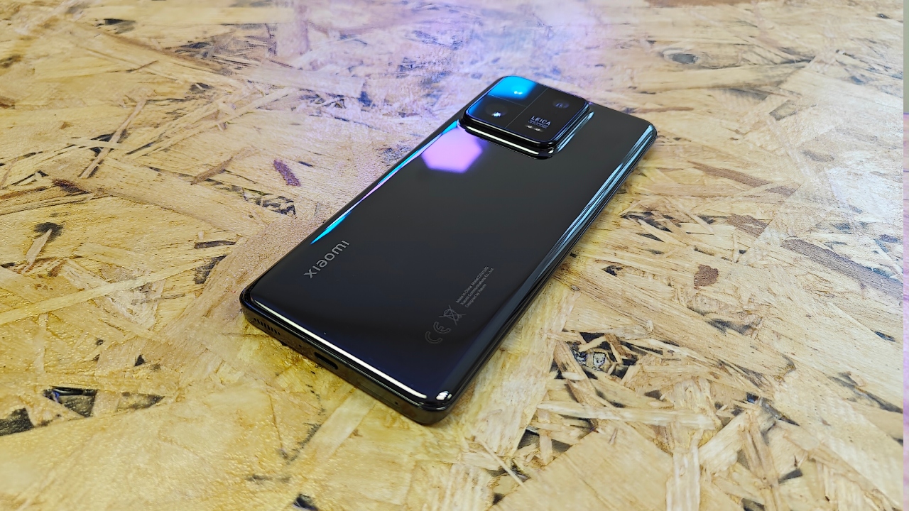 Xiaomi 13 Pro Smartphone Review - CGMagazine