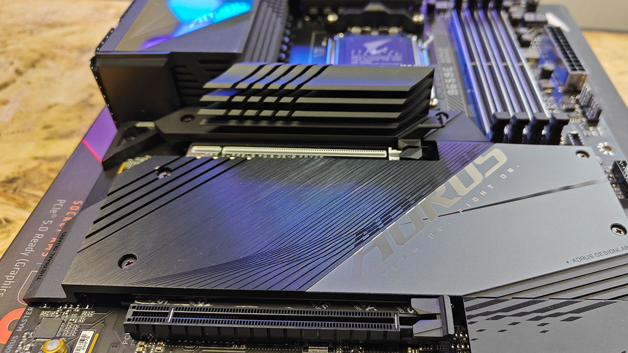 gigabyte b650e aorus master motherboard review 23031603 1