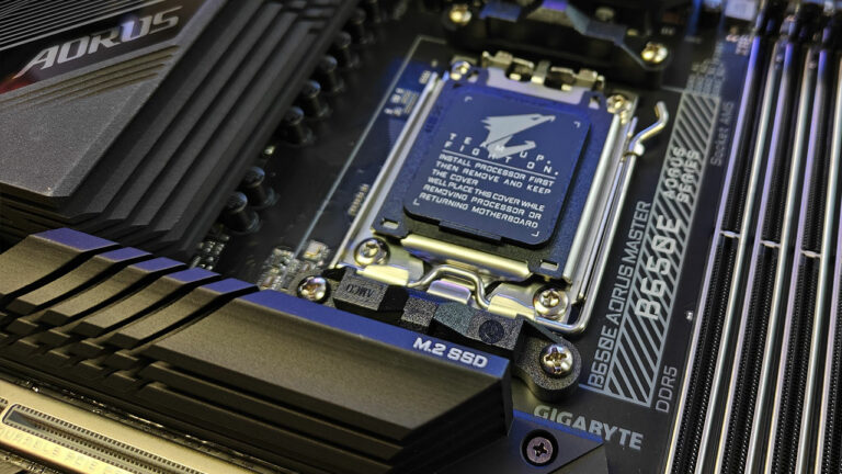 GIGABYTE B650E AORUS Master Motherboard Review