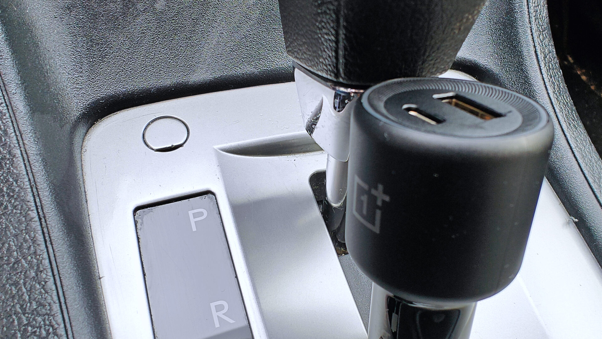 Oneplus Supervooc 80W Car Charger Review 23031903 1