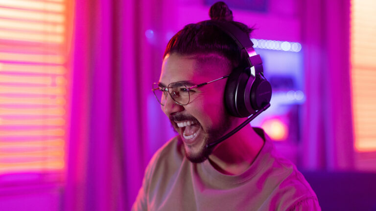 Turtle Beach Reveals State-Of-The-Art New Stealth Pro Headset